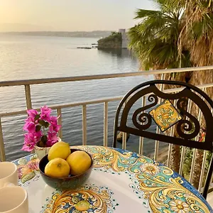 Castello A Mare Apartment
